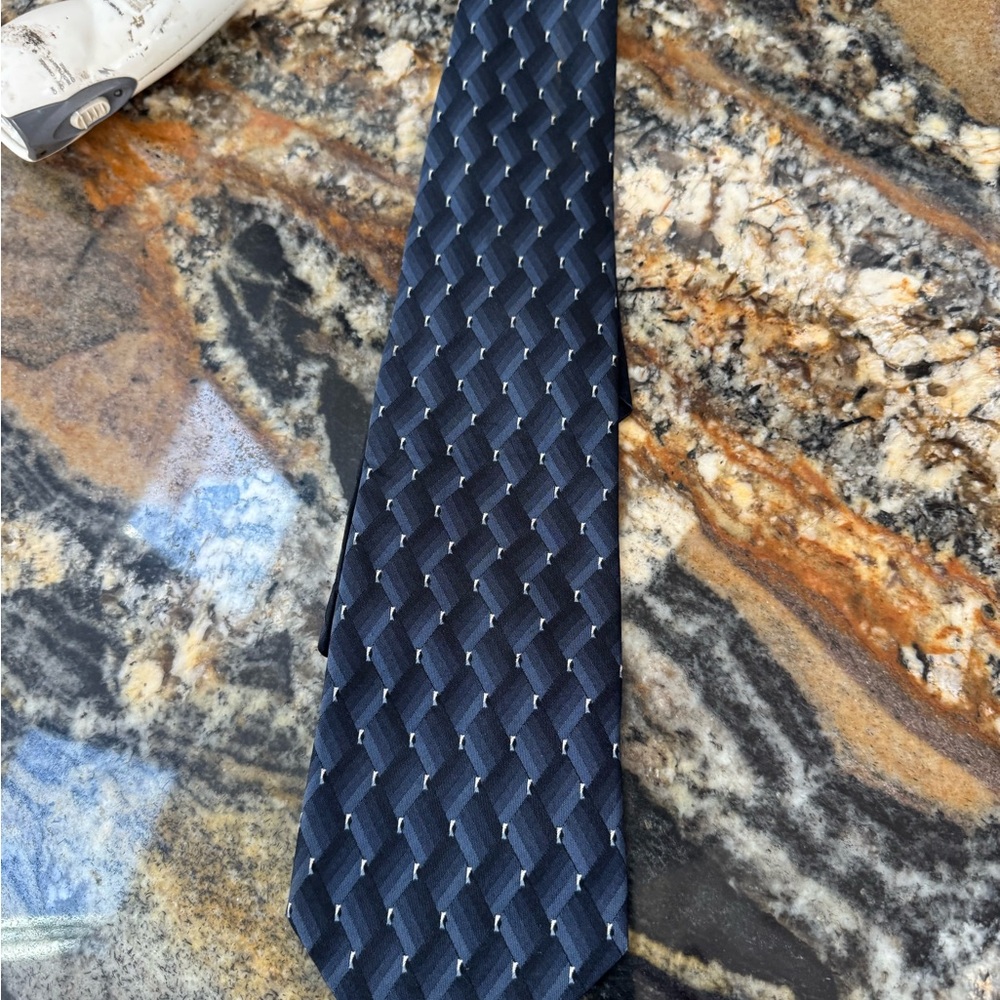 Elegant Navy Blue Men's Tie